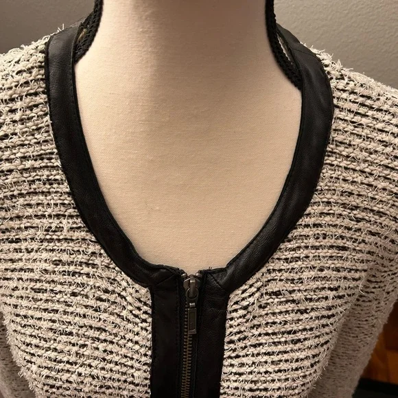 Coco Chanel Joie Black and White Mixed Media Structured Zip-Up Cardigan - Picture 3 of 11